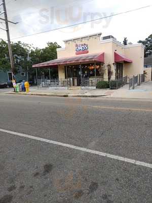 Izzo's Illegal Burrito