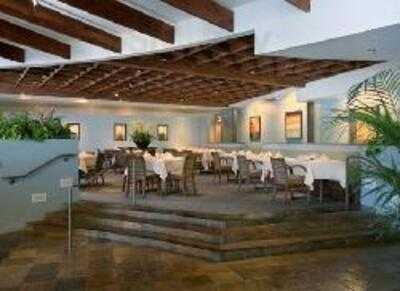 Postcards American Bistro