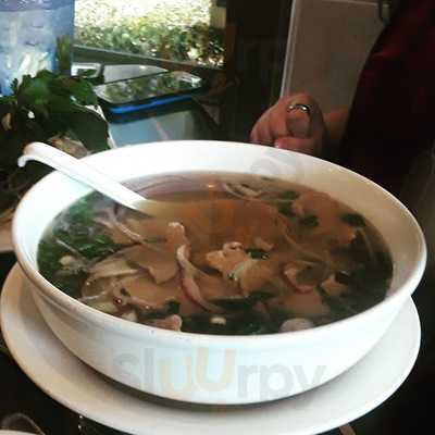 August Moon Restaurant