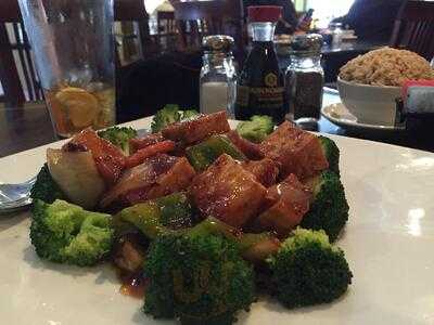 August Moon Restaurant