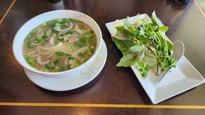 August Moon Restaurant