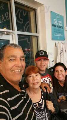 Brain Freeze Nitrogen Ice Cream & Yogurt Lab