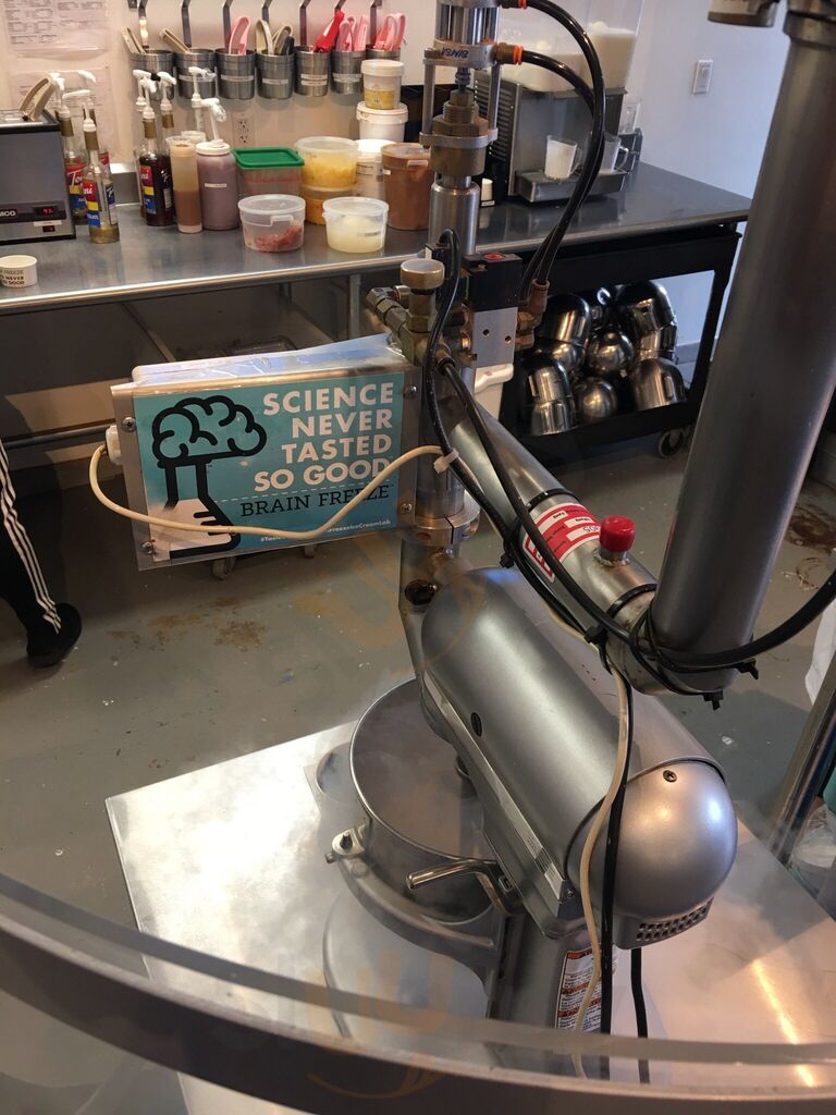 Brain Freeze Nitrogen Ice Cream & Yogurt Lab