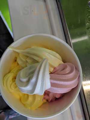 Yogurtland