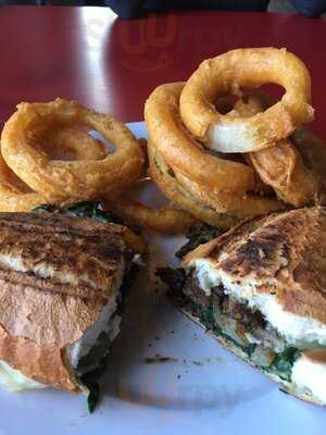 Lefty's On Greenwood