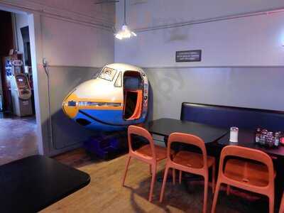 Stellar Pizza , Ale & Cocktails