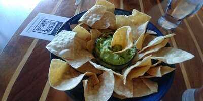 Vistal Bar + Restaurant