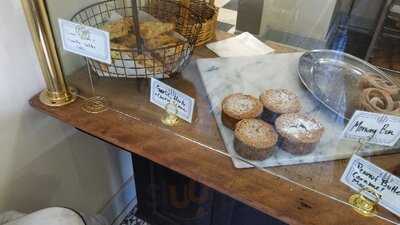 Madeleine Bakery & Bistro