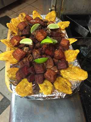 Con Sabor Latino Restaurant