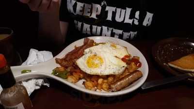 Tulsa Yale Village Inn