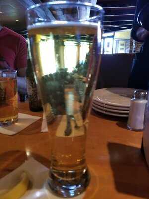 Sammy's Woodfired Pizza Sahara