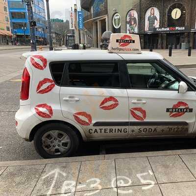 Hot Lips Pizza Civic