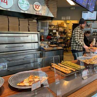 Hot Lips Pizza Civic