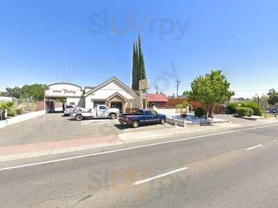 Ariana Gyros & Kabobs