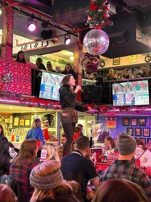 Ellen's Stardust Diner