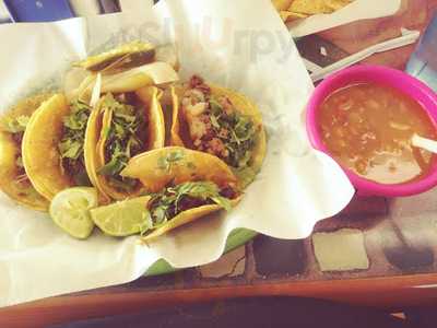 Tres Betos Taqueria