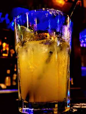 El Burrito Azteca Bar And Grill