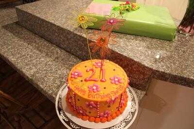 Mulberries Cake Shop