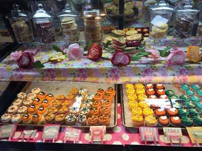 Mulberries Cake Shop