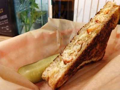 Luke's Lobster Market East