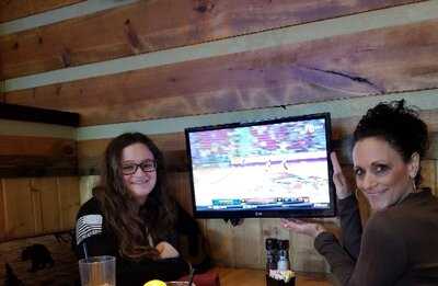 Twin Peaks Restaurants