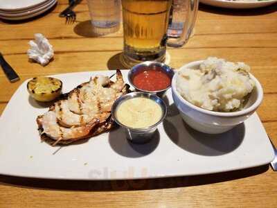 Twin Peaks Restaurants