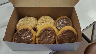 Silverton Coffee And Donut Shop