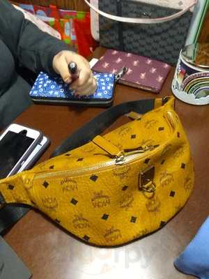 Broadway Pub & Grill