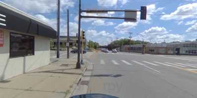 Broadway Pub & Grill