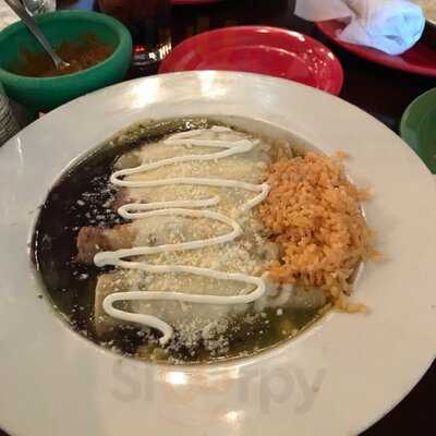 La Mexicana Cantina & Grill