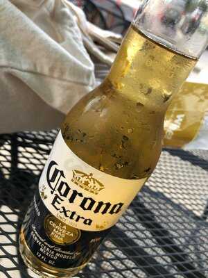 Ez's Brick Oven & Grill