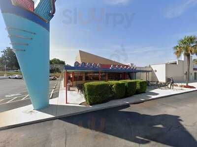 Ez's Brick Oven & Grill