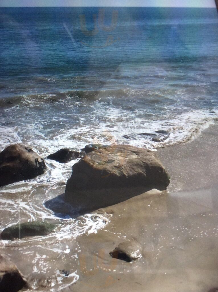 Malibu Beach Inn