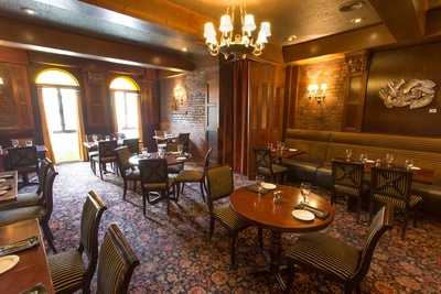 Dunbar Room At Hotel Sorrento