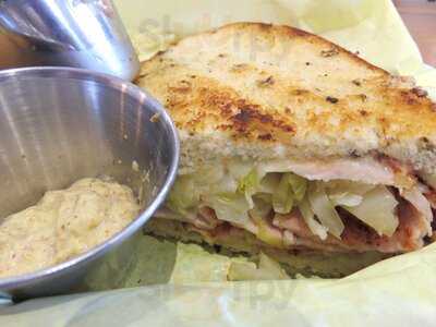 Humble Bee Bakery And Cafe