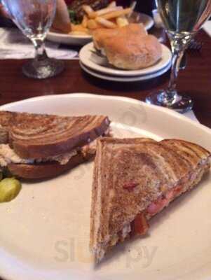 Corrib Pub And Restaurant