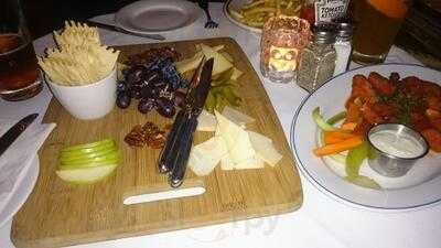 Kells Irish Restaurant And Bar