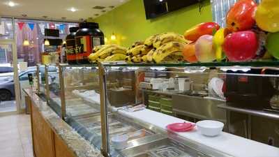 Mis Antojitos Juice Bar