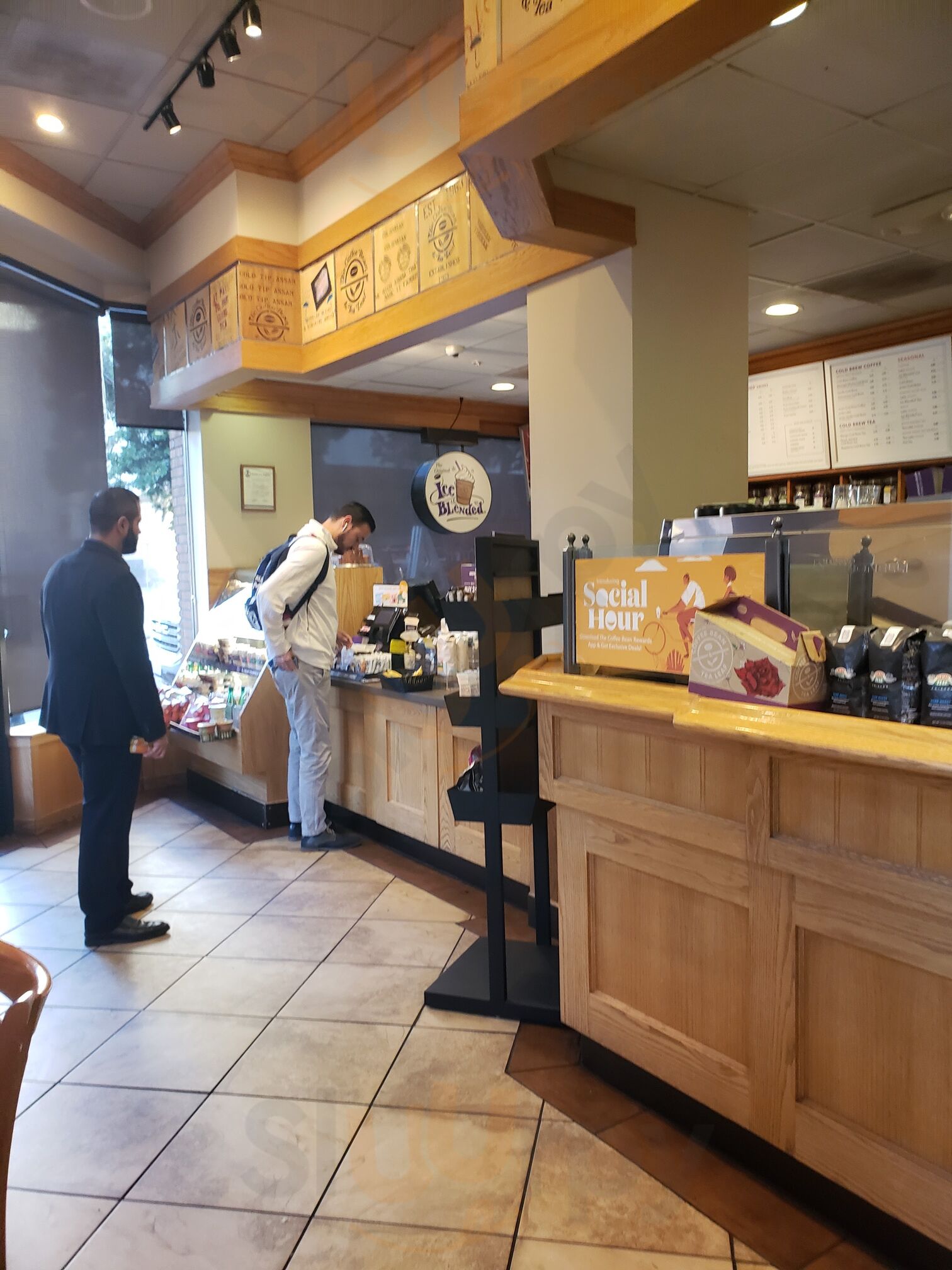 The Coffee Bean & Tea Leaf