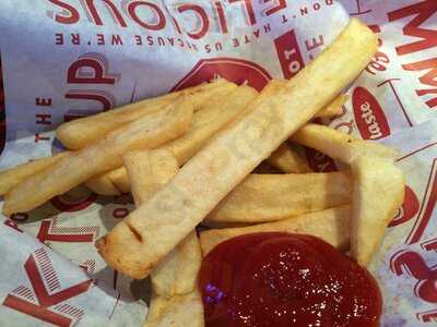 Red Robin Gourmet Burgers