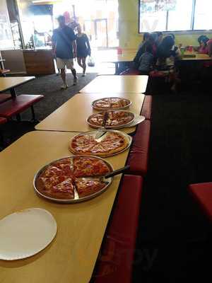 Peter Piper Pizza