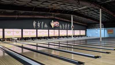 Mid-city Lanes Rock 'n' Bowl Restaurant