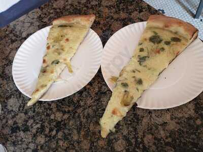 Artichoke Basille's Pizza