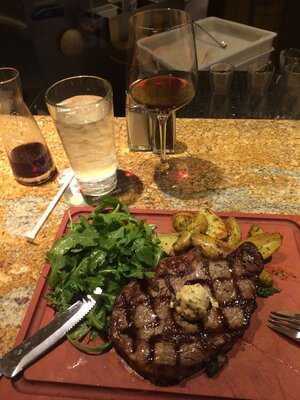 California Pizza Kitchen At Beverly Hills