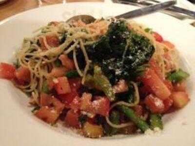 California Pizza Kitchen At Beverly Hills