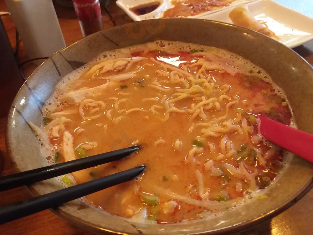 Momo Ramen