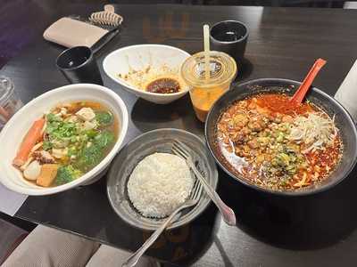 Red Bowl Asian Szechuan Cuisine