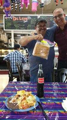 Tortilleria Y Tienda De Leon's