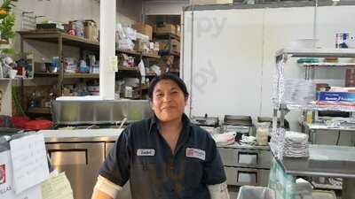 Tortilleria Y Tienda De Leon's