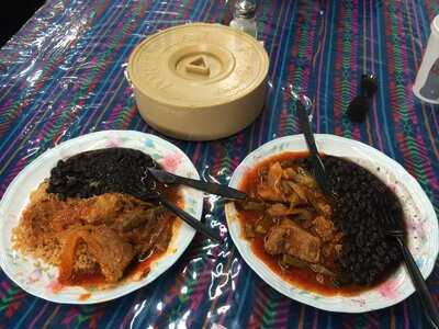 Tortilleria Y Tienda De Leon's